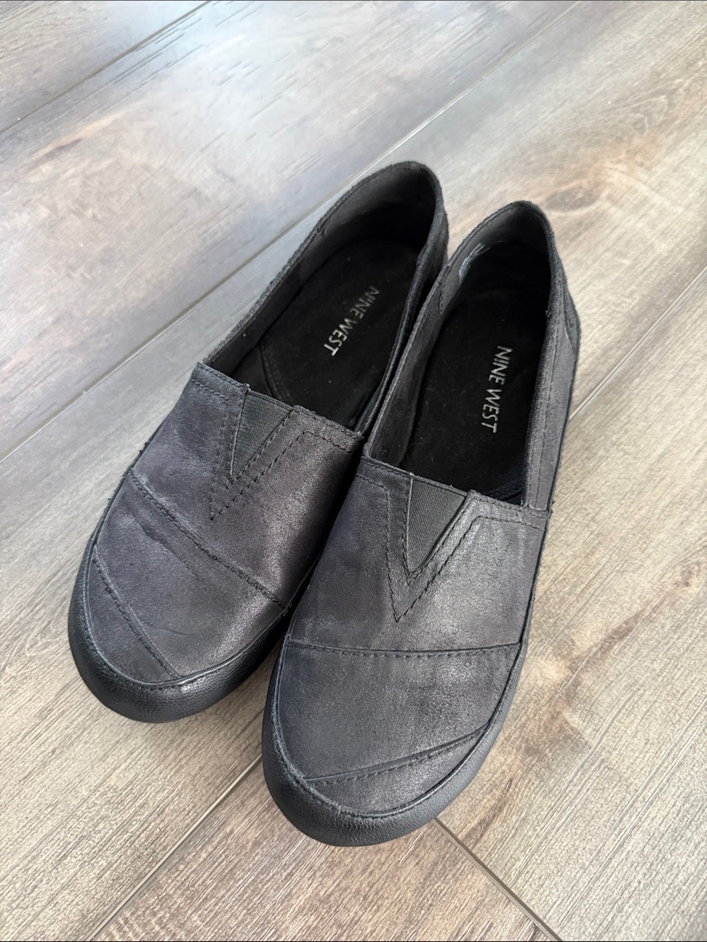 Nine West Women’s size 7.5 “Gilboy3” black slip on shoes